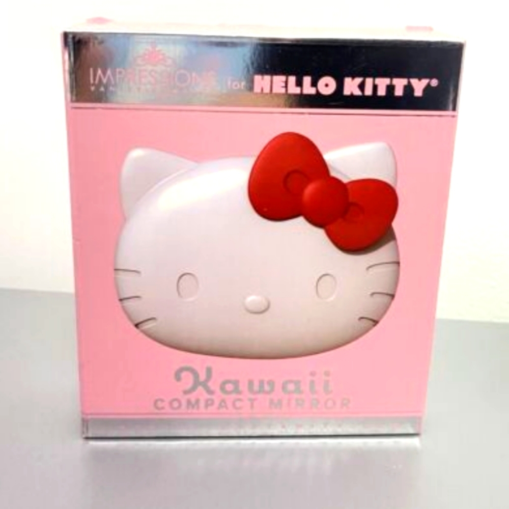 Hello Kitty Mini Light Up Vanity Mirror